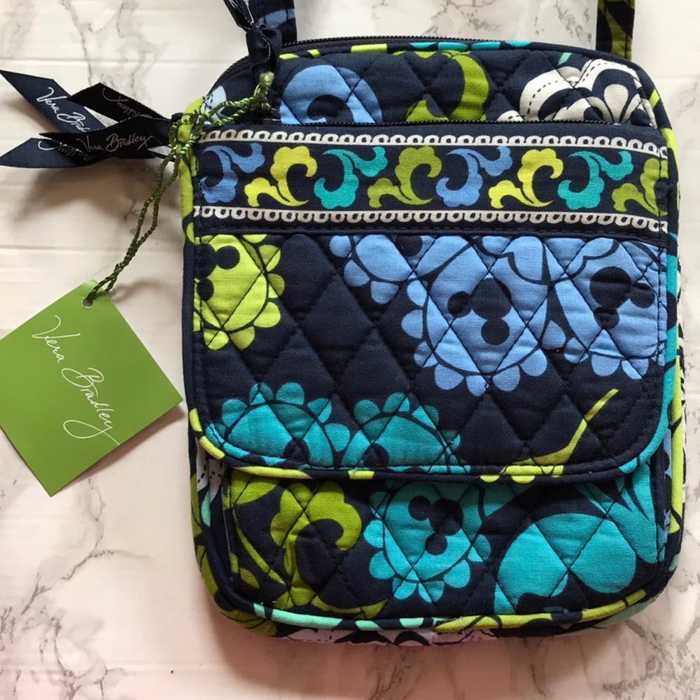 🌸VERA BRADLEY🌸DISNEY🏰MINI HIPSTER BAG